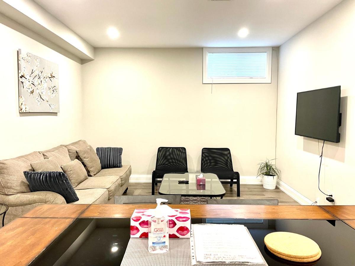Charming, Comfortable Bsmt Apartment In Pickering Exteriör bild